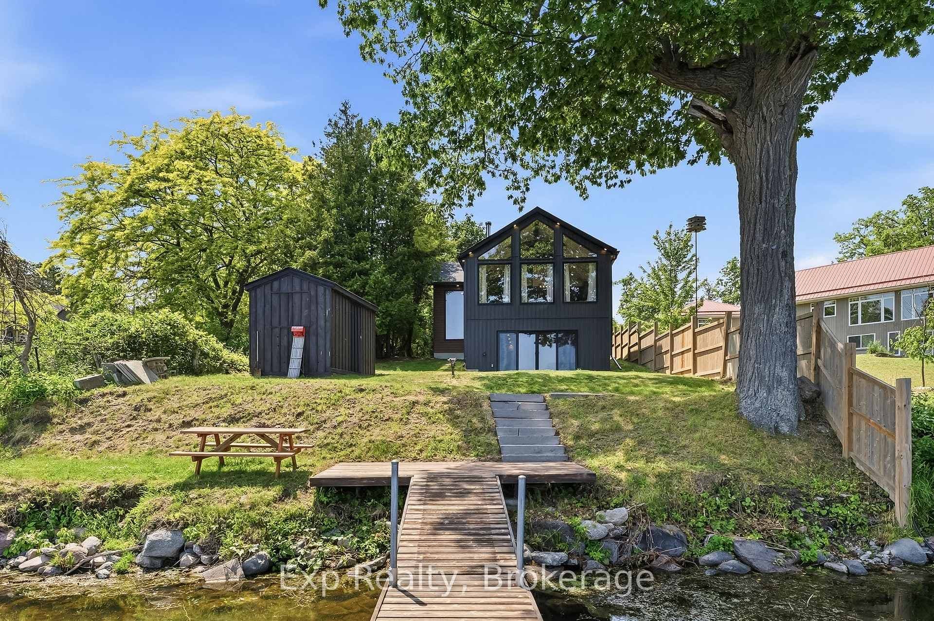 8745 Shearer Pt Road photo 2