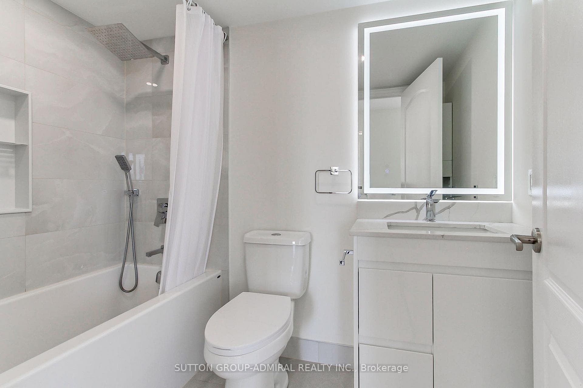 50 DISERA Drive Unit 905 photo 32