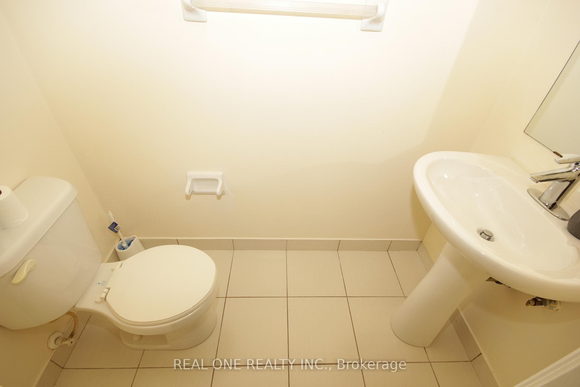 55 De Boers Drive Unit 1015 photo 7