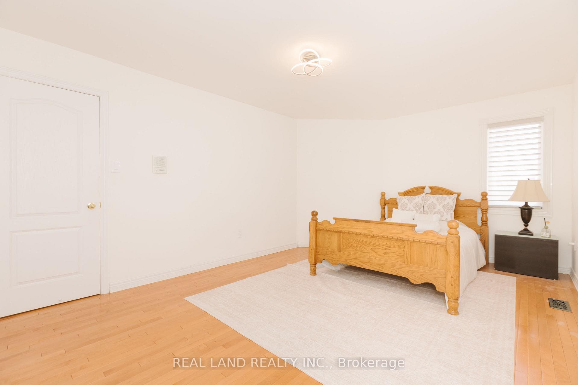 5 Rochester Hill Street photo 29