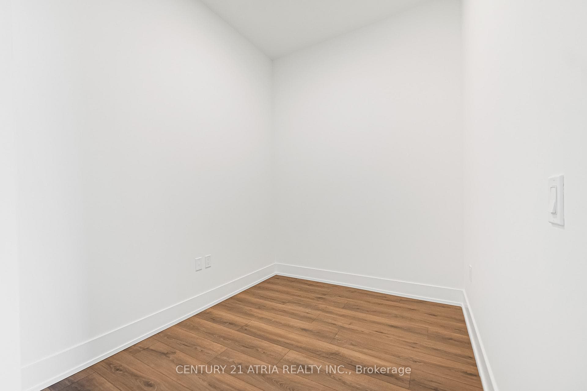 858 Dupont Street Unit 217 photo 4