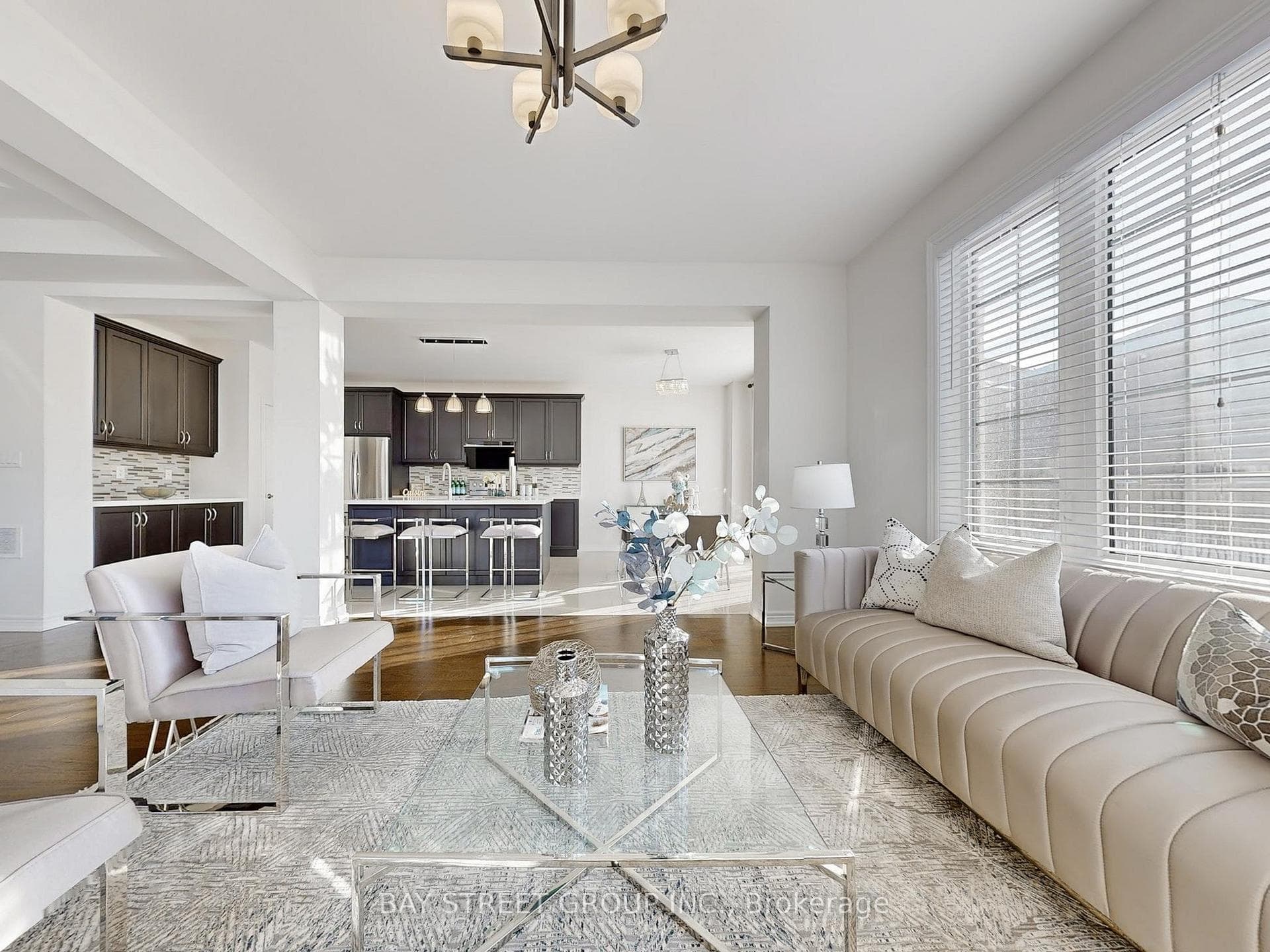 106 HELENA Court photo 6