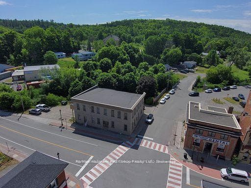 25 King Street photo 17