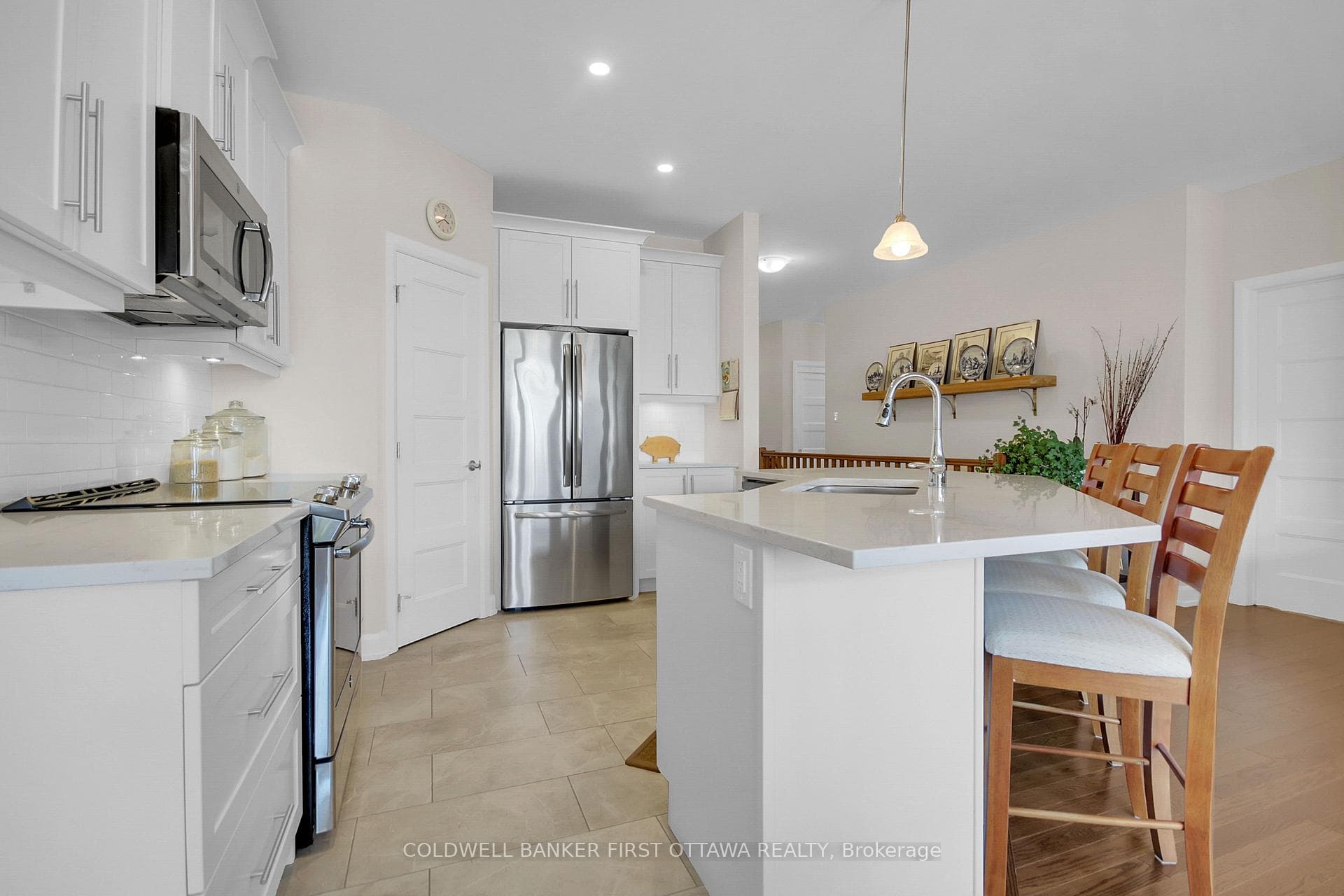 893 Artemis Circle photo 15