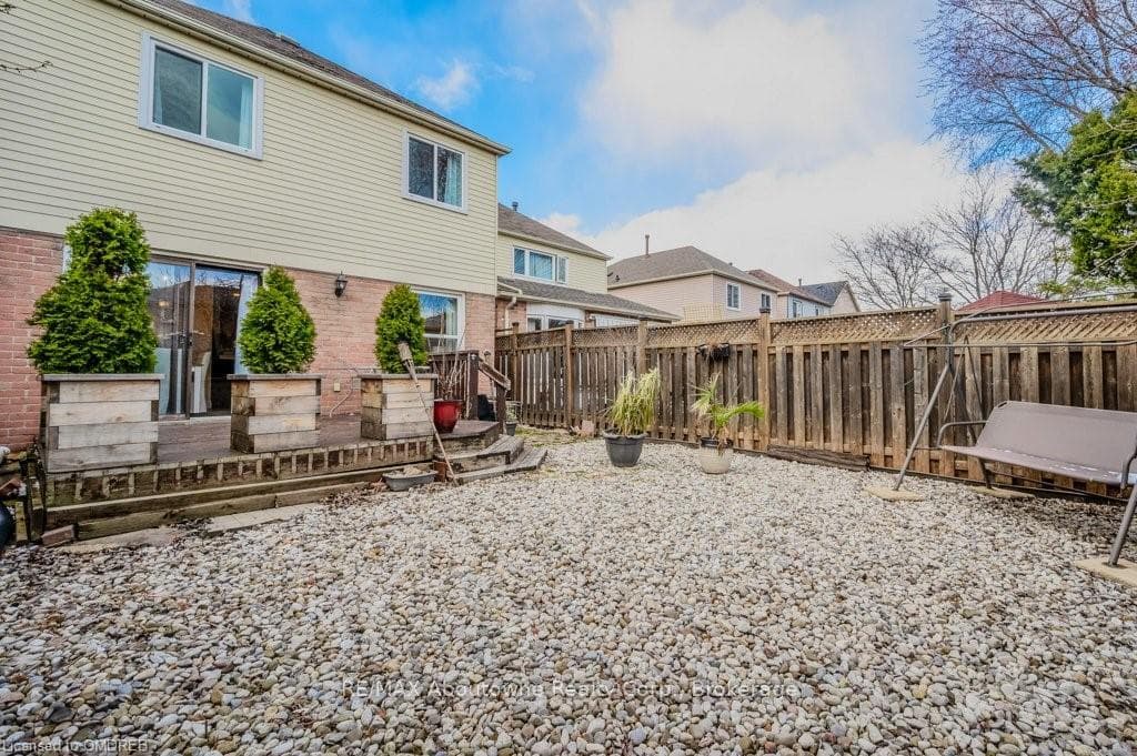 1274 BARBERRY N/A photo 23