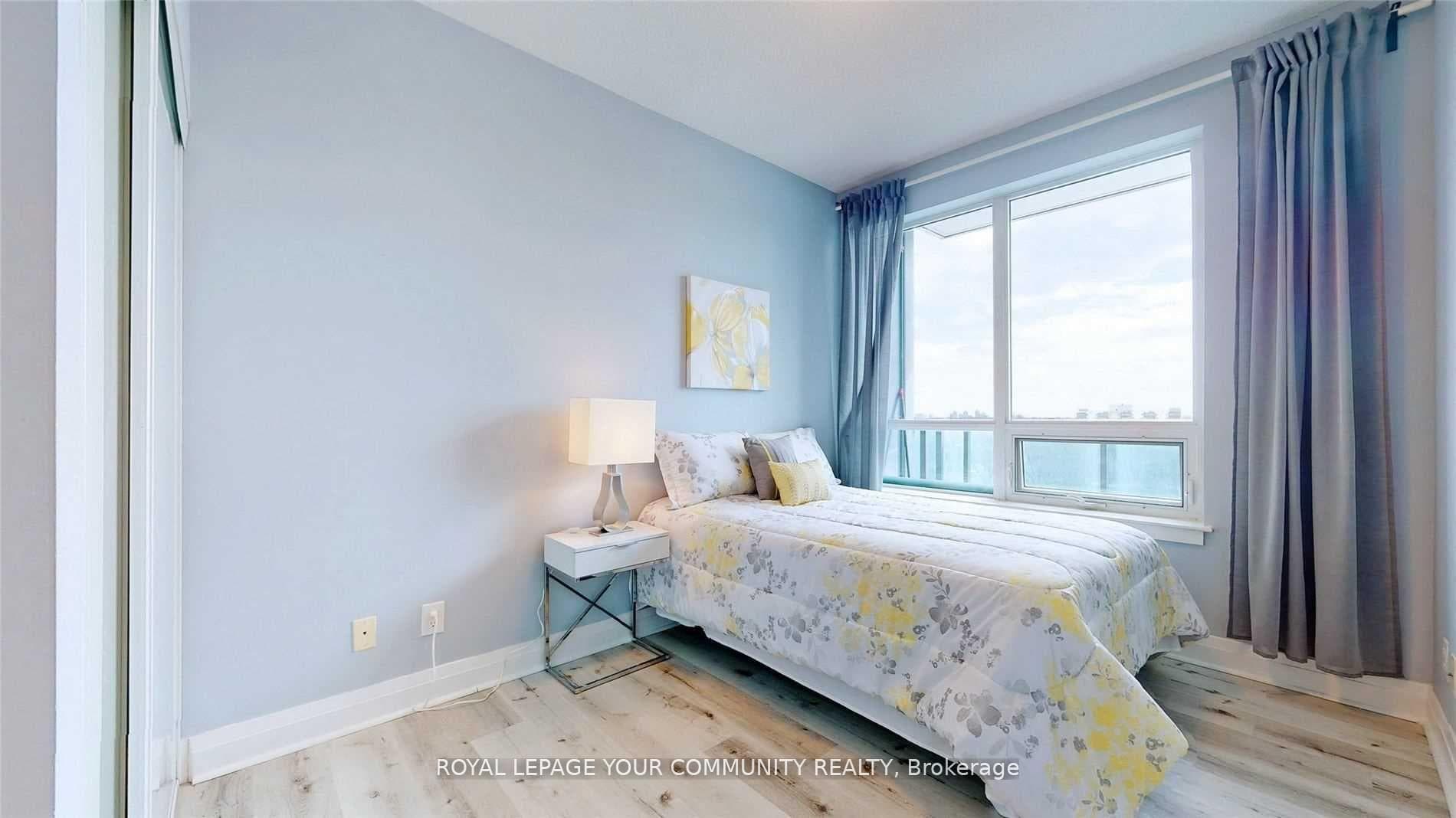 7165 Yonge Street Unit 730 photo 17