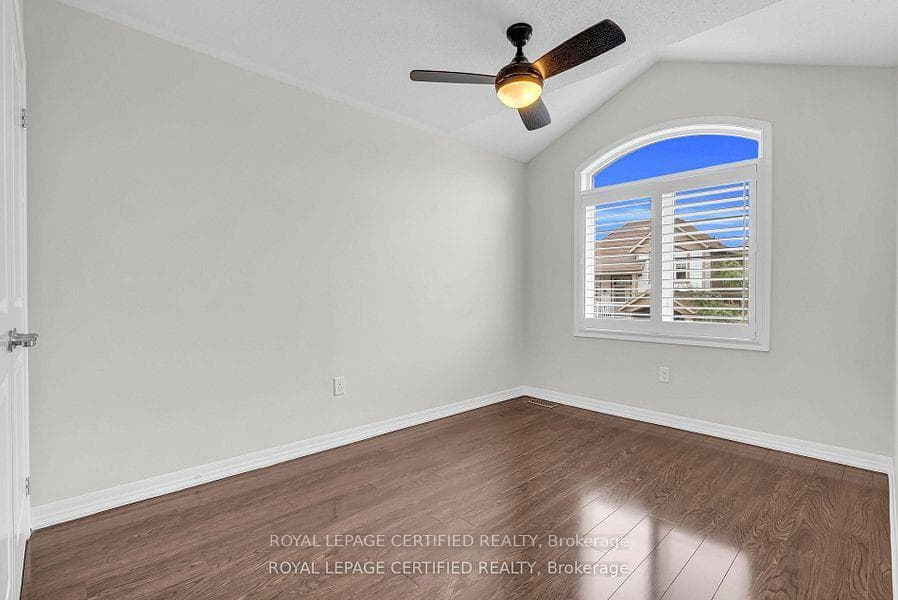 188 Beaveridge Avenue photo 37