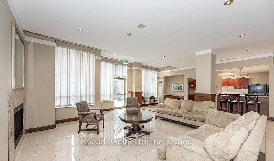 1359 Rathburn Road Unit 408 photo 14