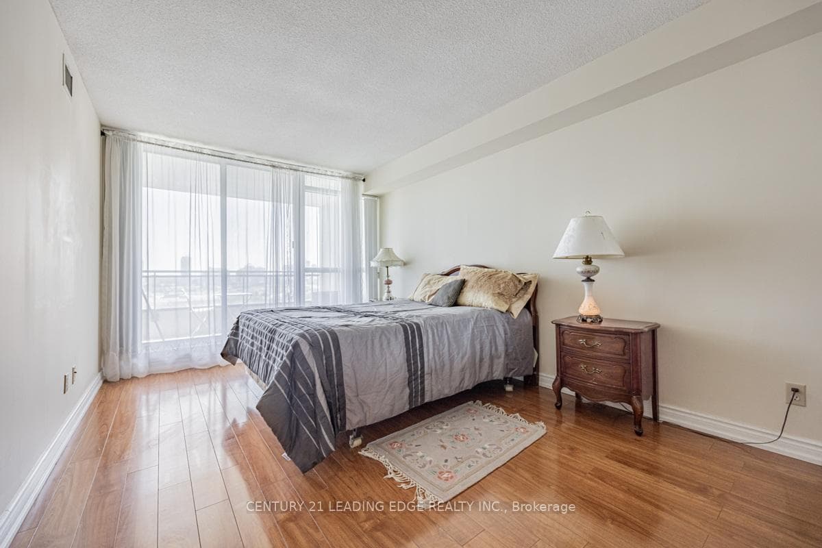 4725 Sheppard Avenue Unit 1603 photo 21