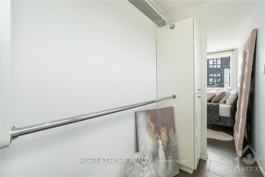 121 ARMSTRONG Street Unit A photo 21