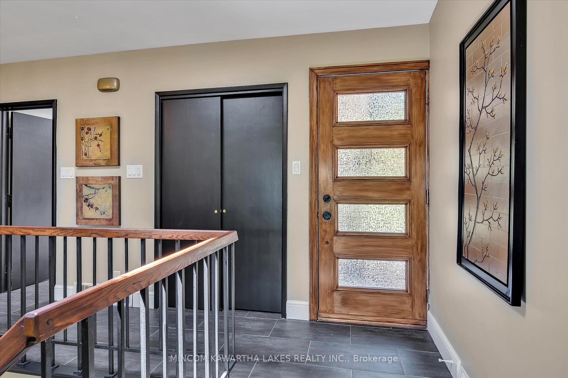 28 Crestwood Avenue photo 5
