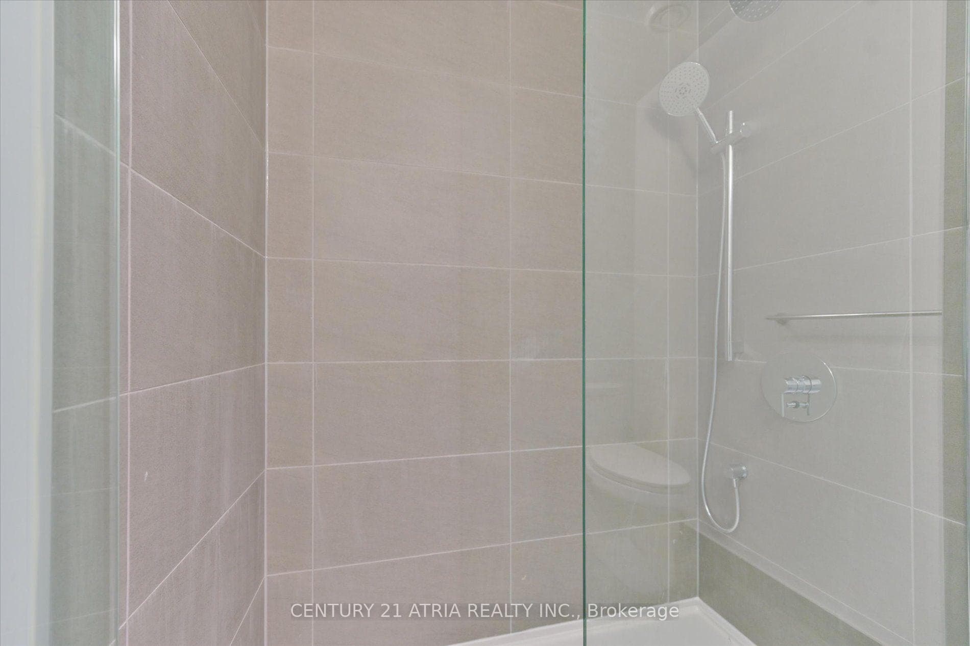 5 Buttermill Avenue Unit 4006 photo 15