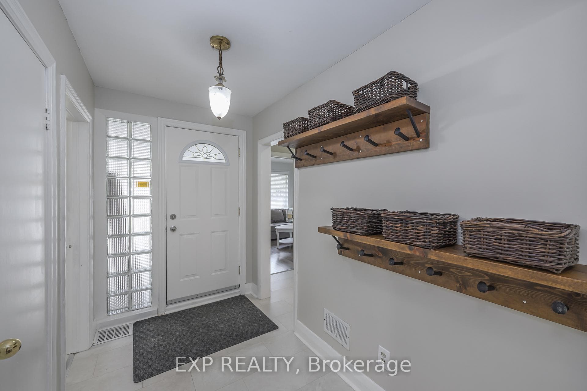 73 Broadway Avenue photo 8