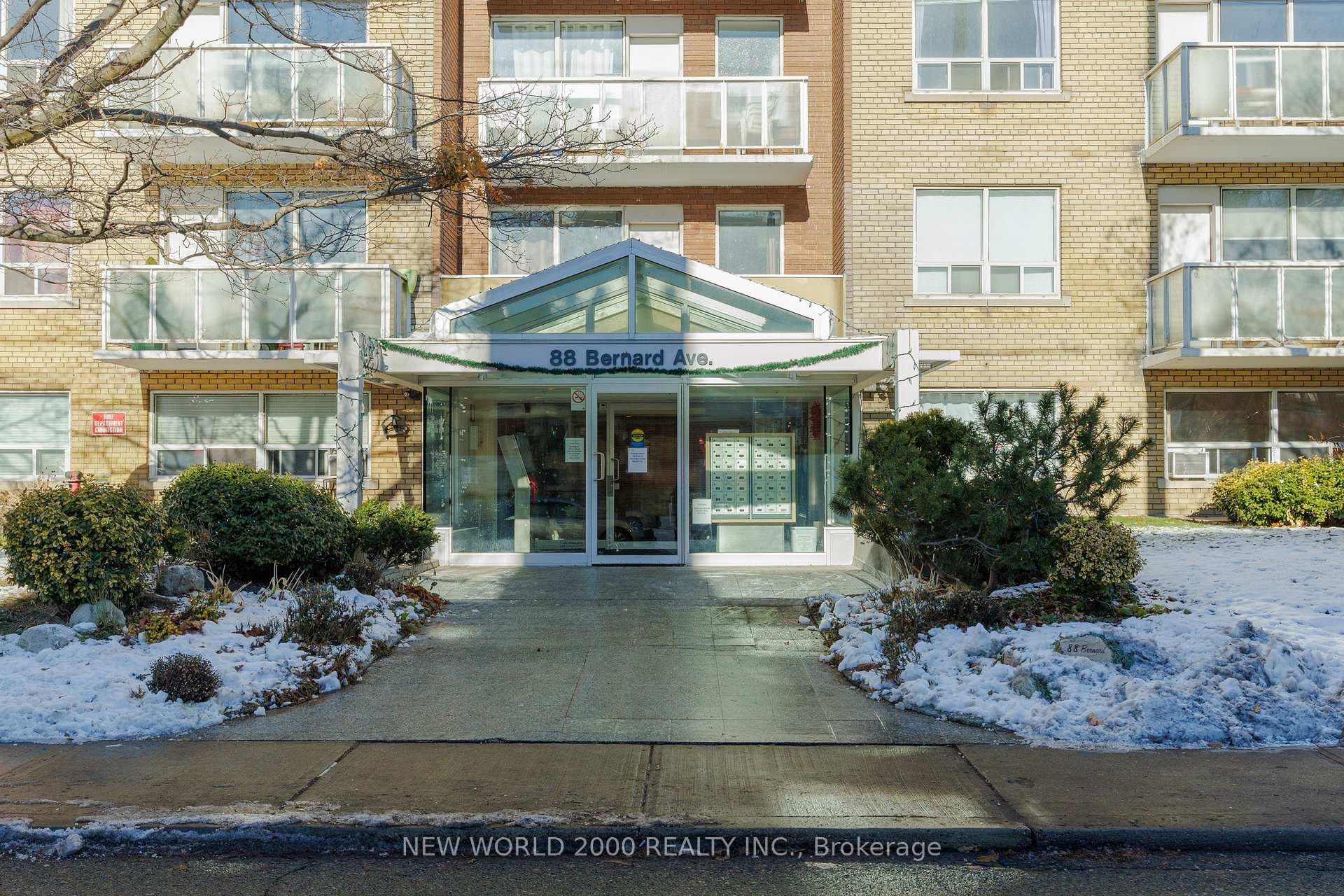 88 Bernard Avenue Unit 608 photo 10