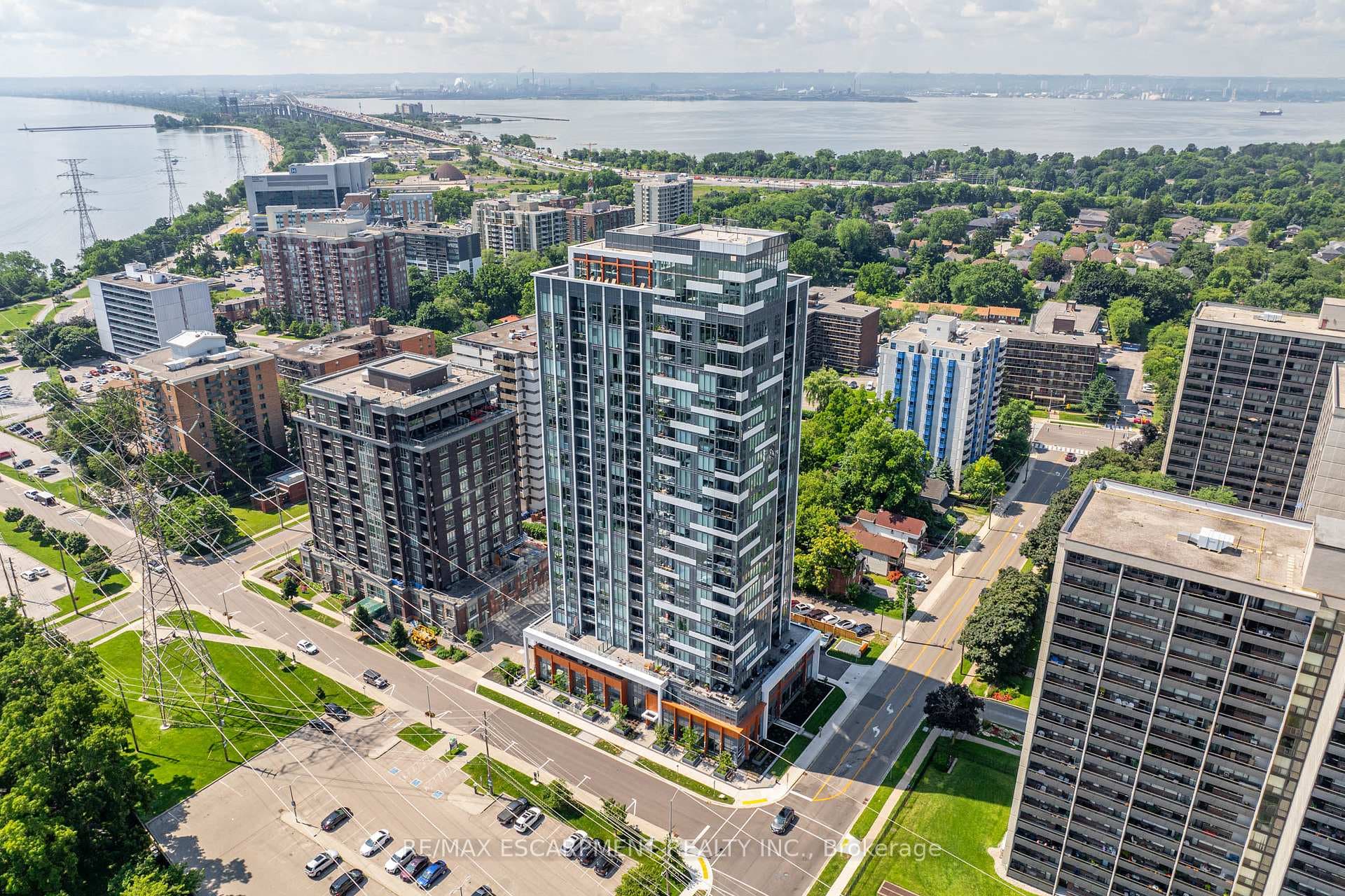 500 Brock Avenue Unit 901 photo 6