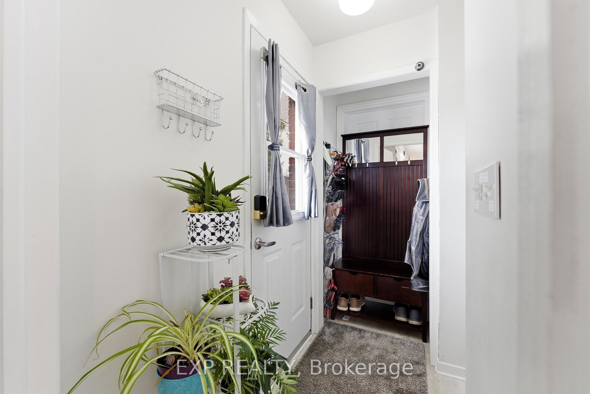 56 Graham Street photo 22