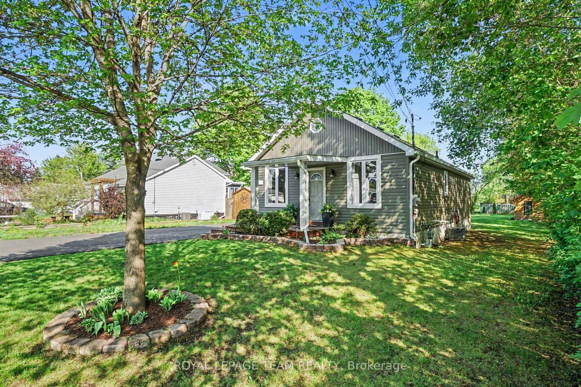 102 Strachan Street photo 3