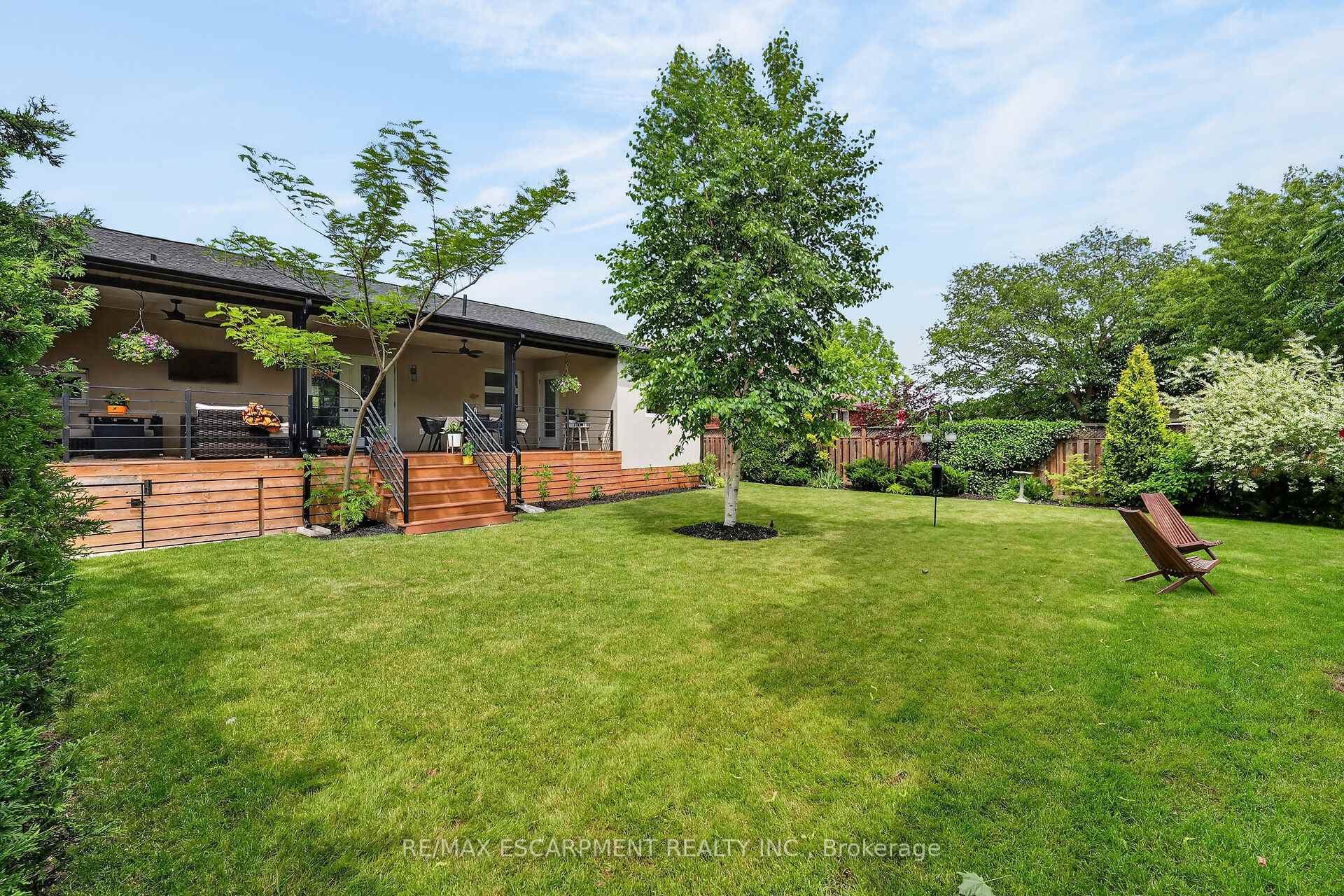 55 Glenview Drive photo 36