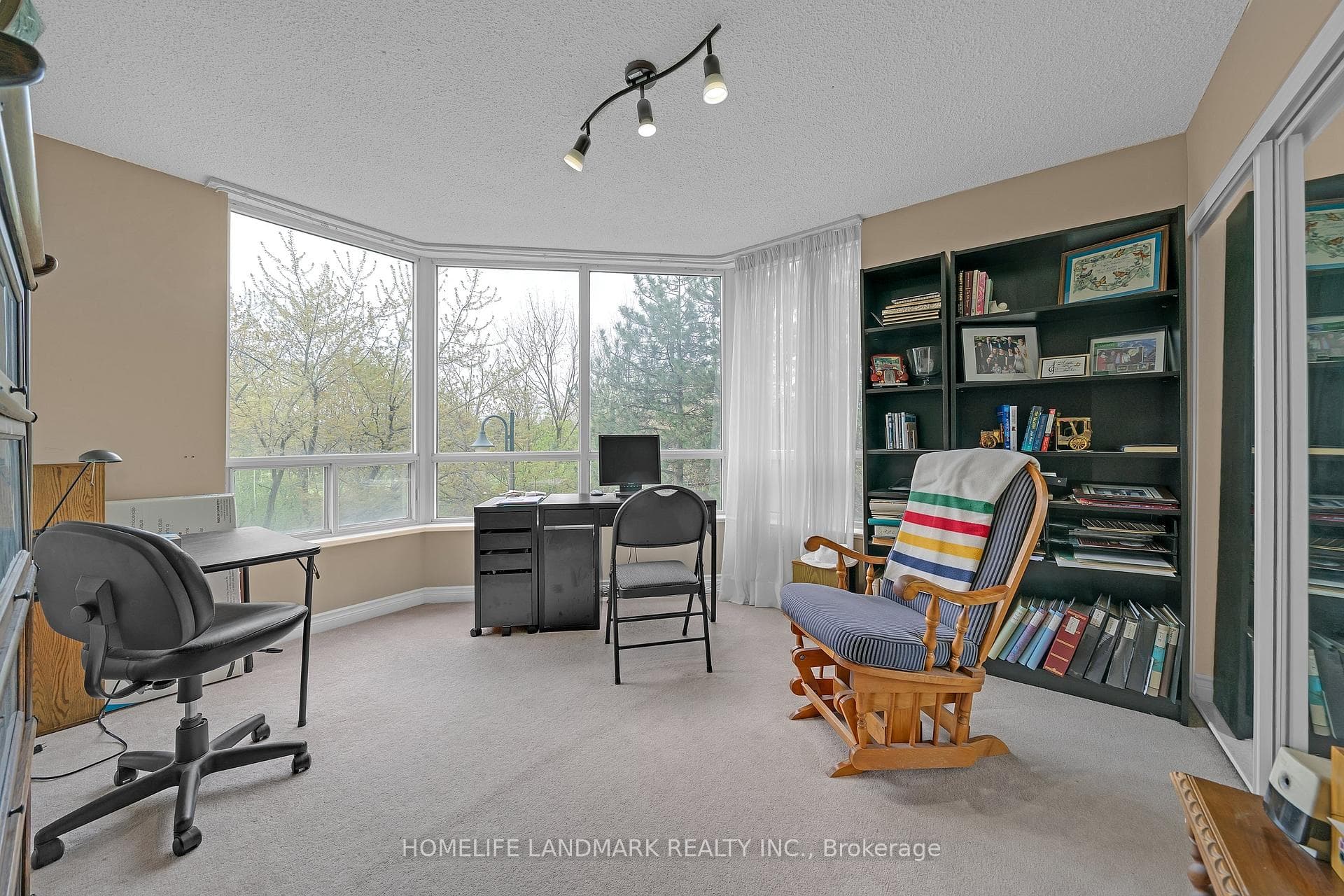 168 Bonis Avenue Unit 211 photo 35
