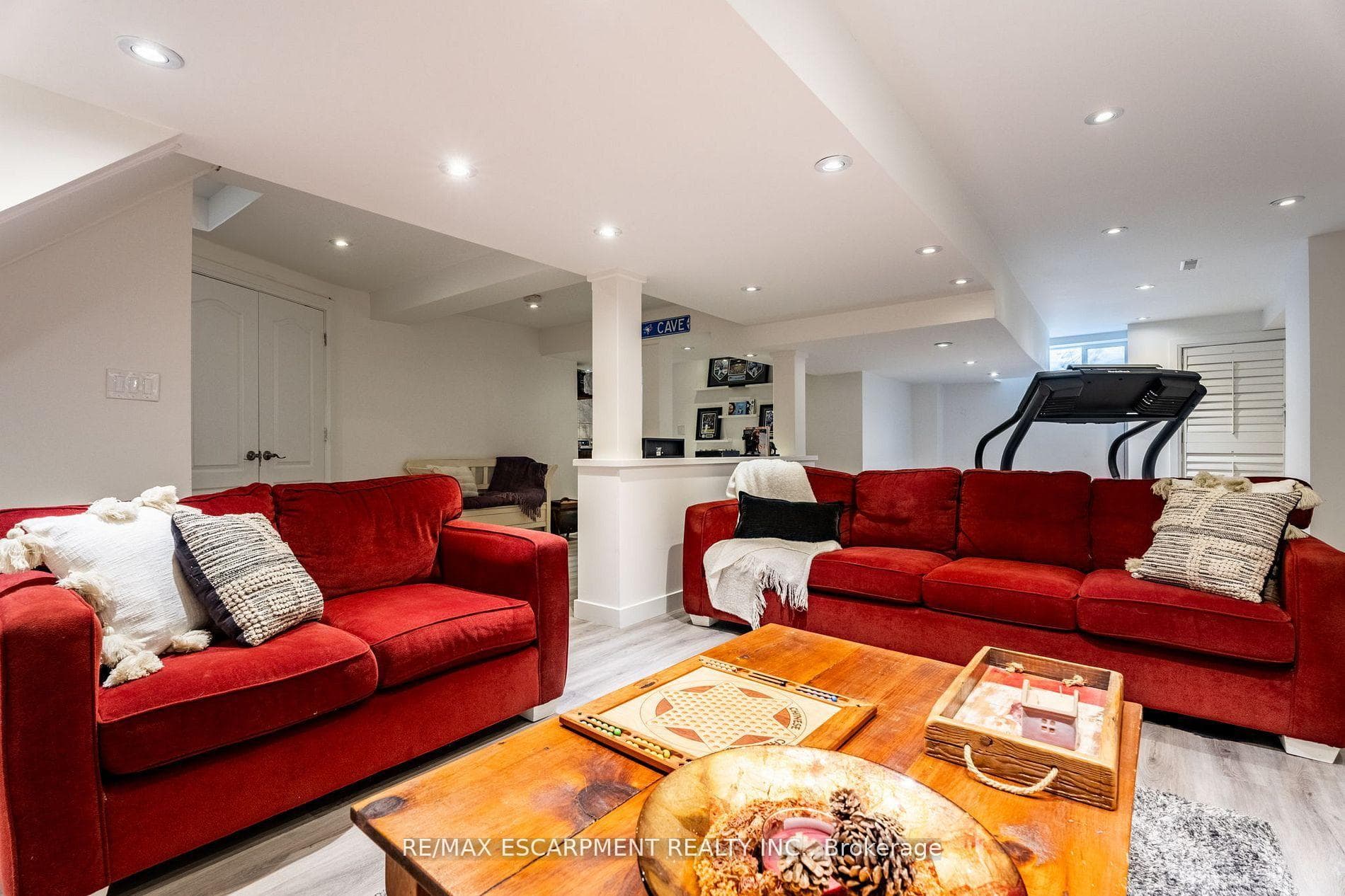 154 Westchester Road photo 30