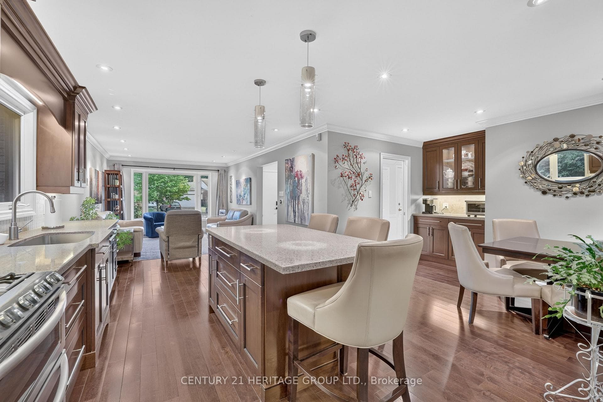 28 Innis Crescent photo 14