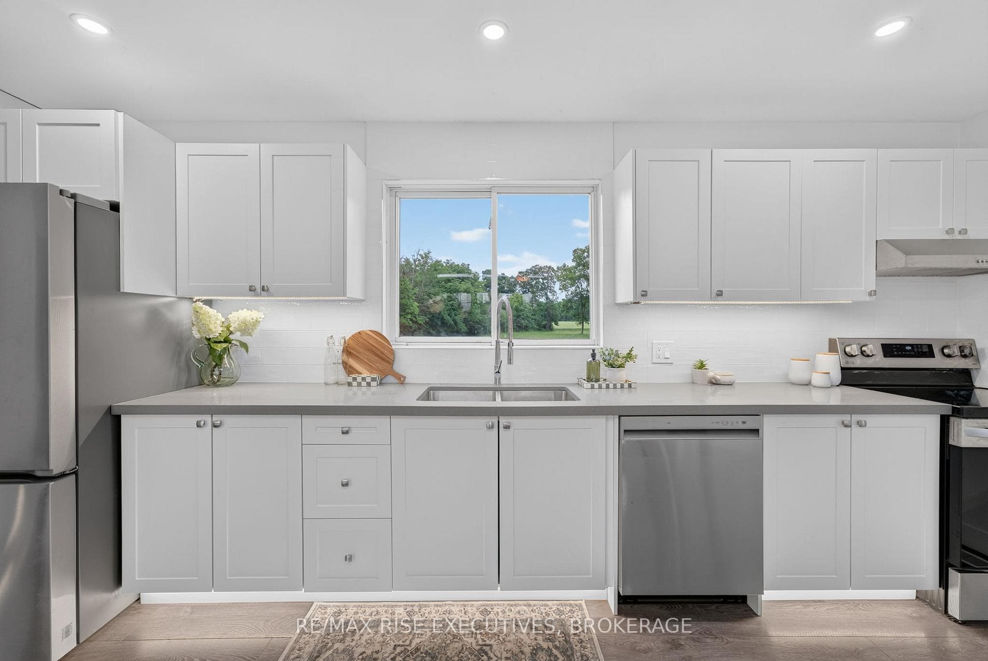 252 Hambly Road photo 13