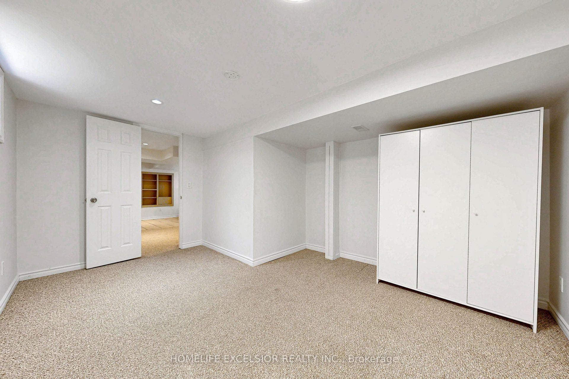 4 Albert Street photo 29
