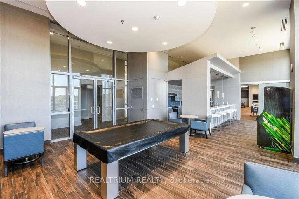 Lounge/Party Hall