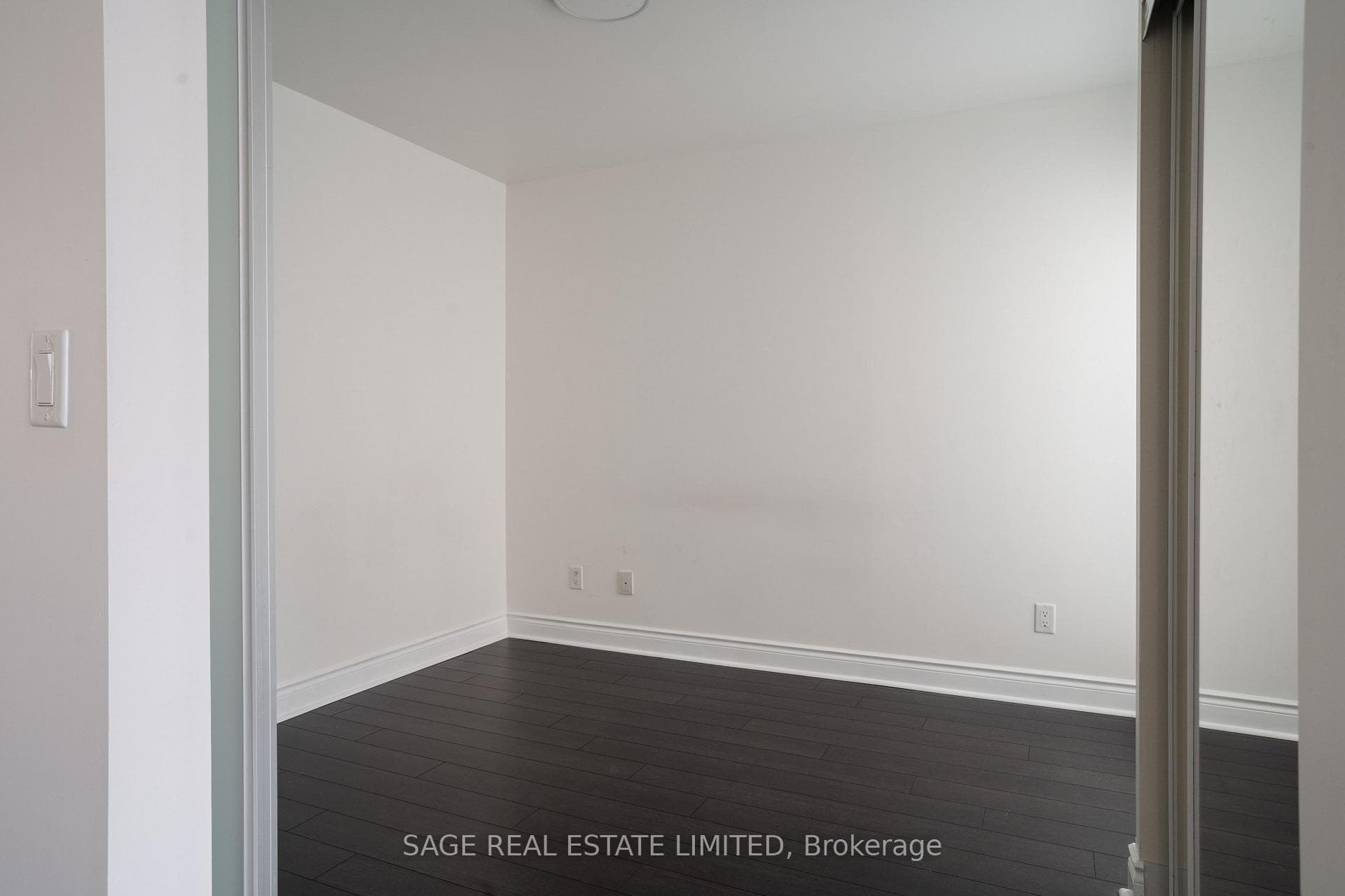 28 Ted Rogers Way Unit 1512 photo 7