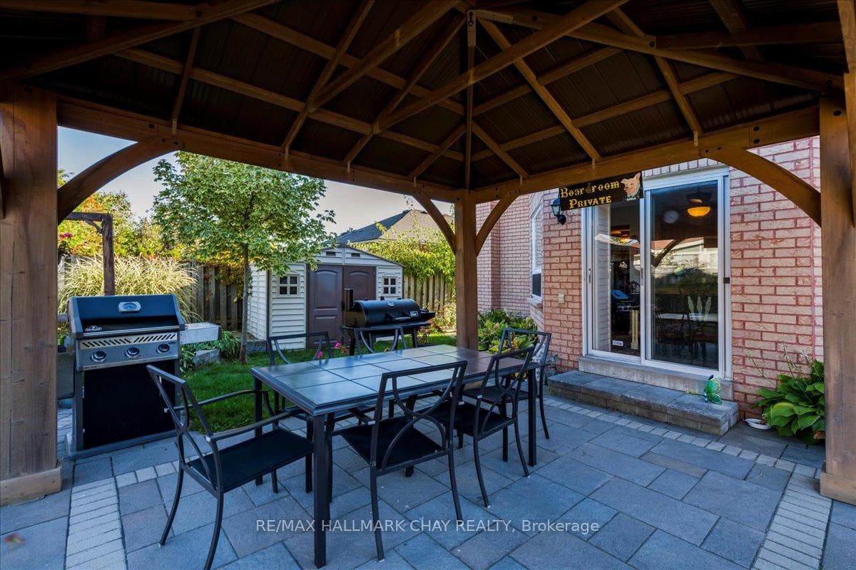 21 Barwick Drive photo 33