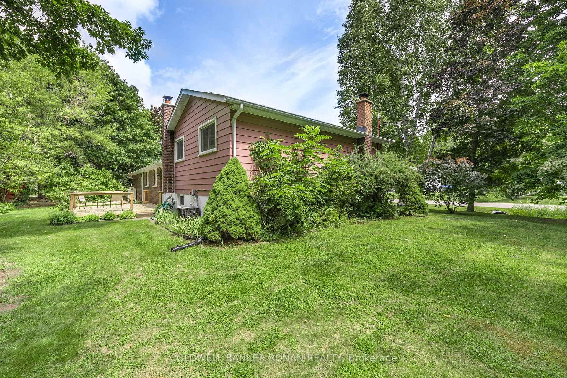 4 Pine Park Boulevard photo 29