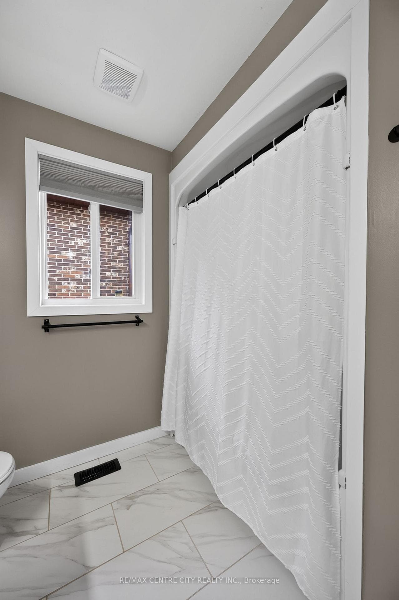 1 Idsardi Avenue photo 27
