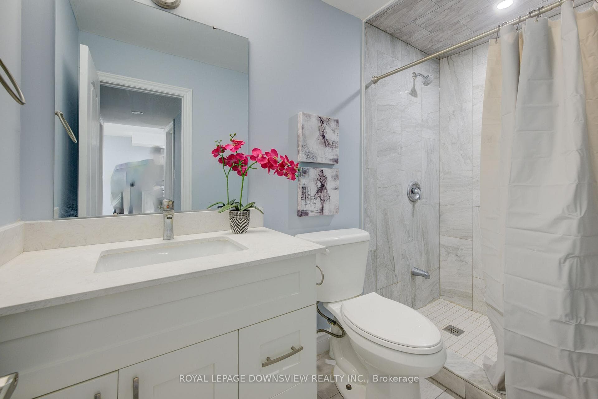 433 Twinleaf Street photo 27
