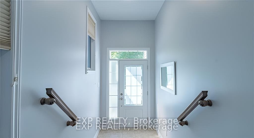 320 Autumnfield Street photo 2