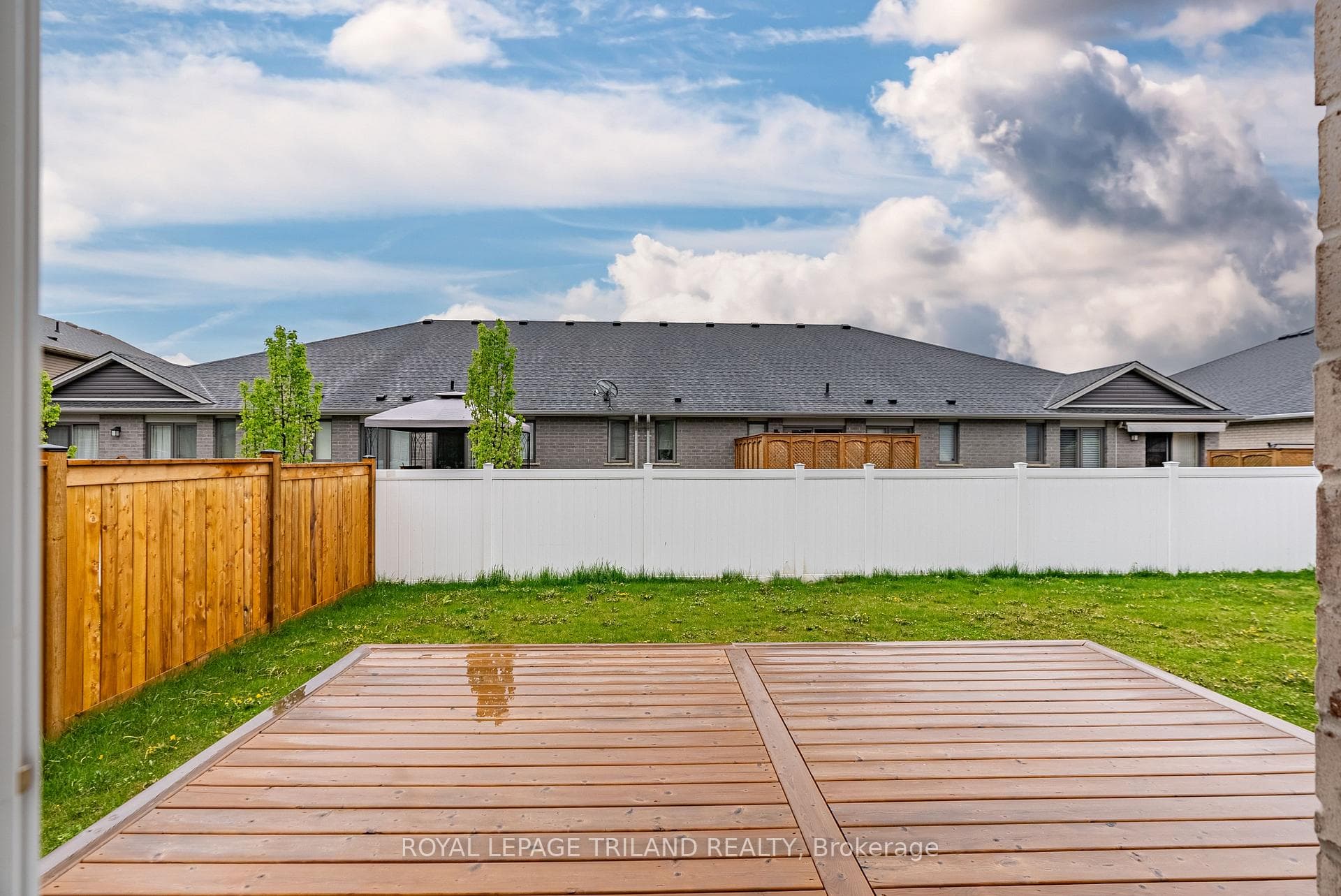 33 Lowrie Crescent photo 27