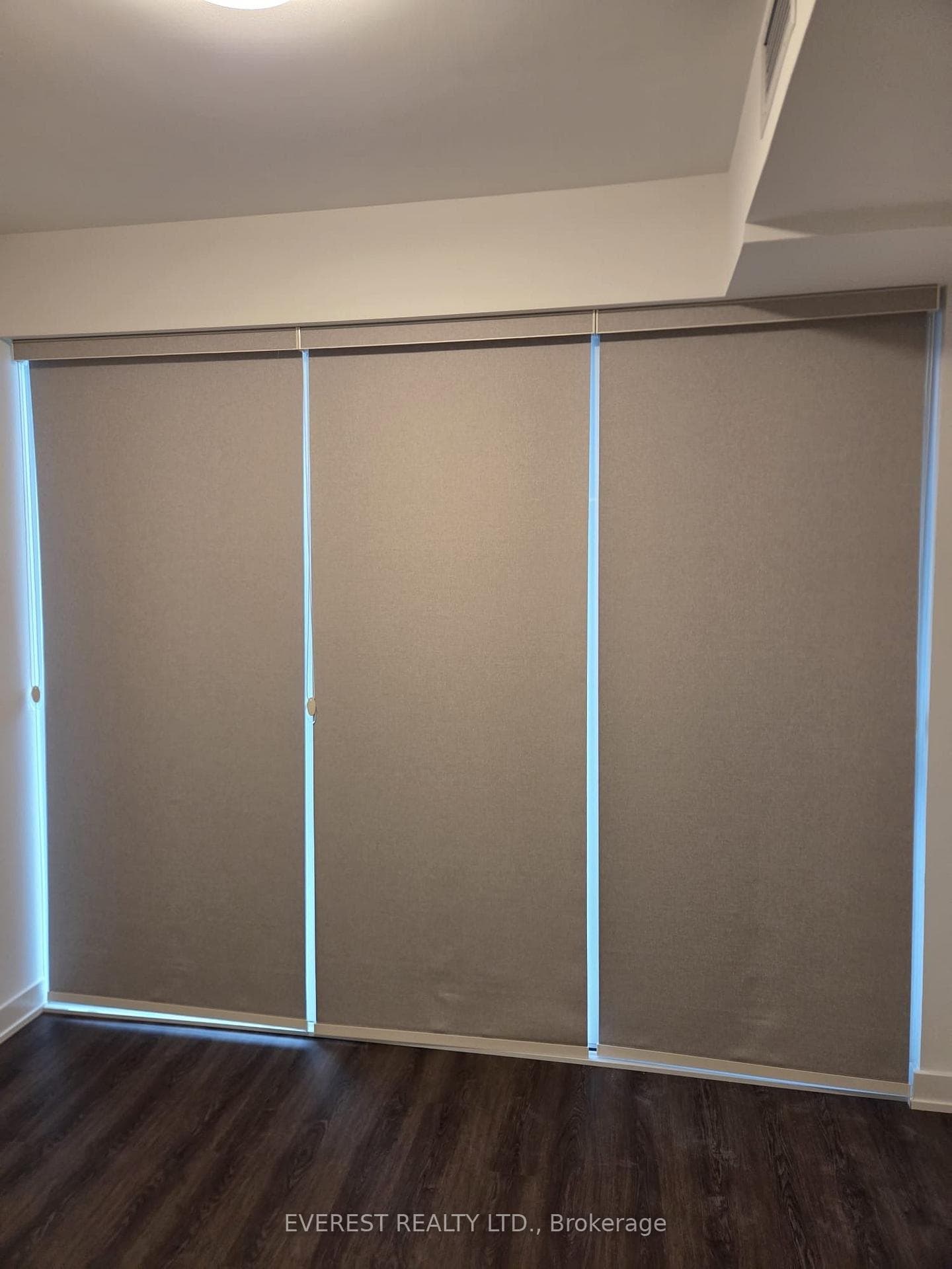 448 Burnhamthorpe Road Unit 6512 photo 42