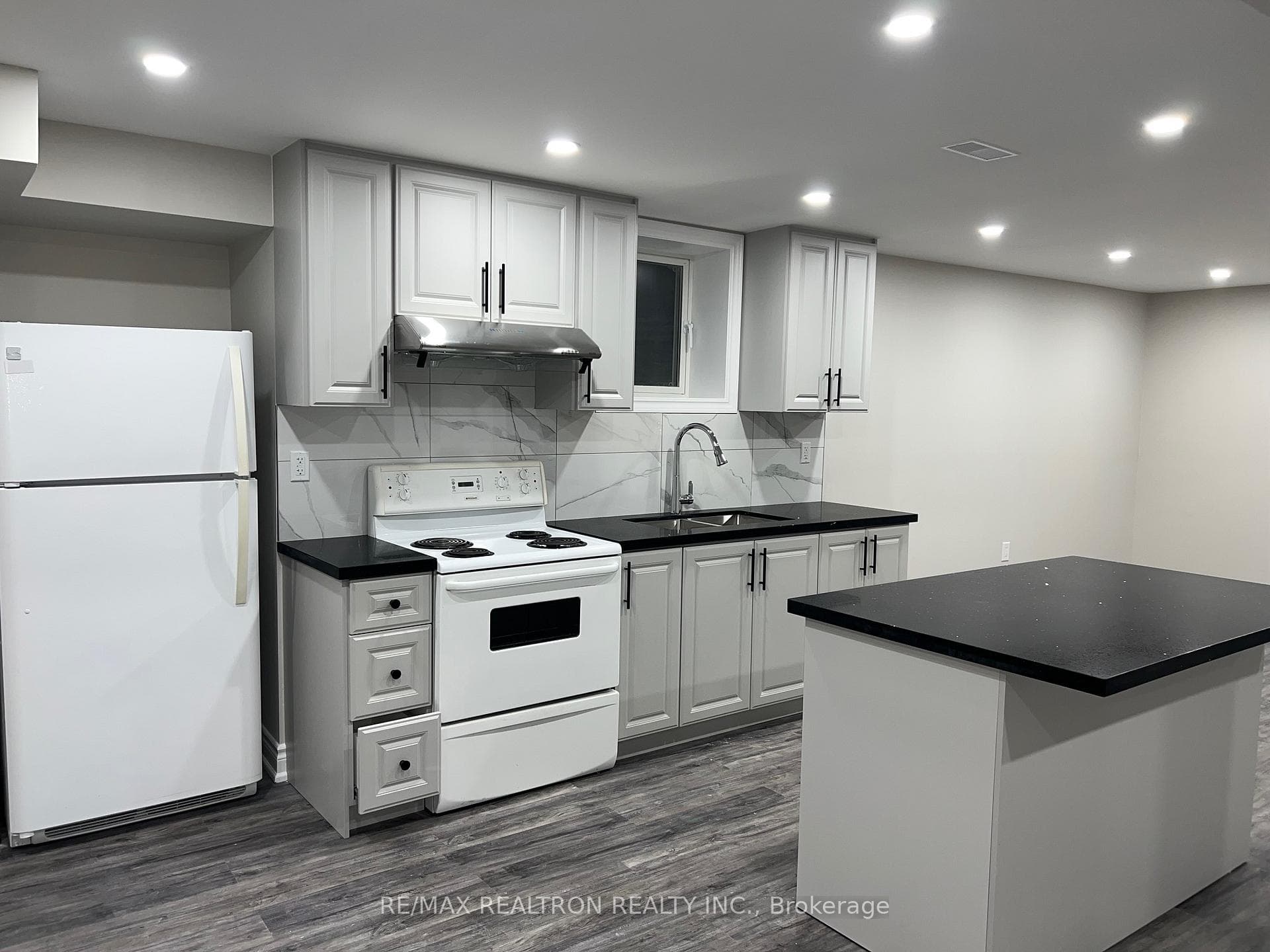 34 Todd Road Unit Bsmt photo 8