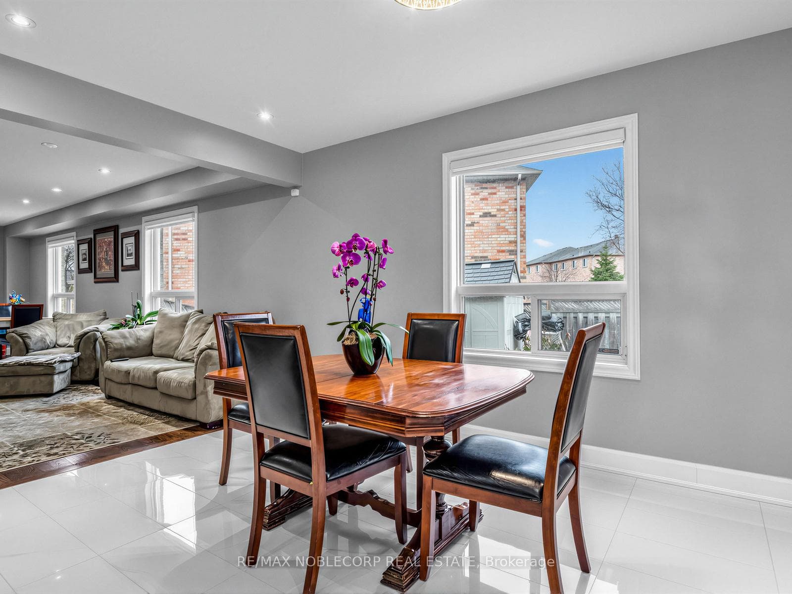 479 Greig Circle photo 13