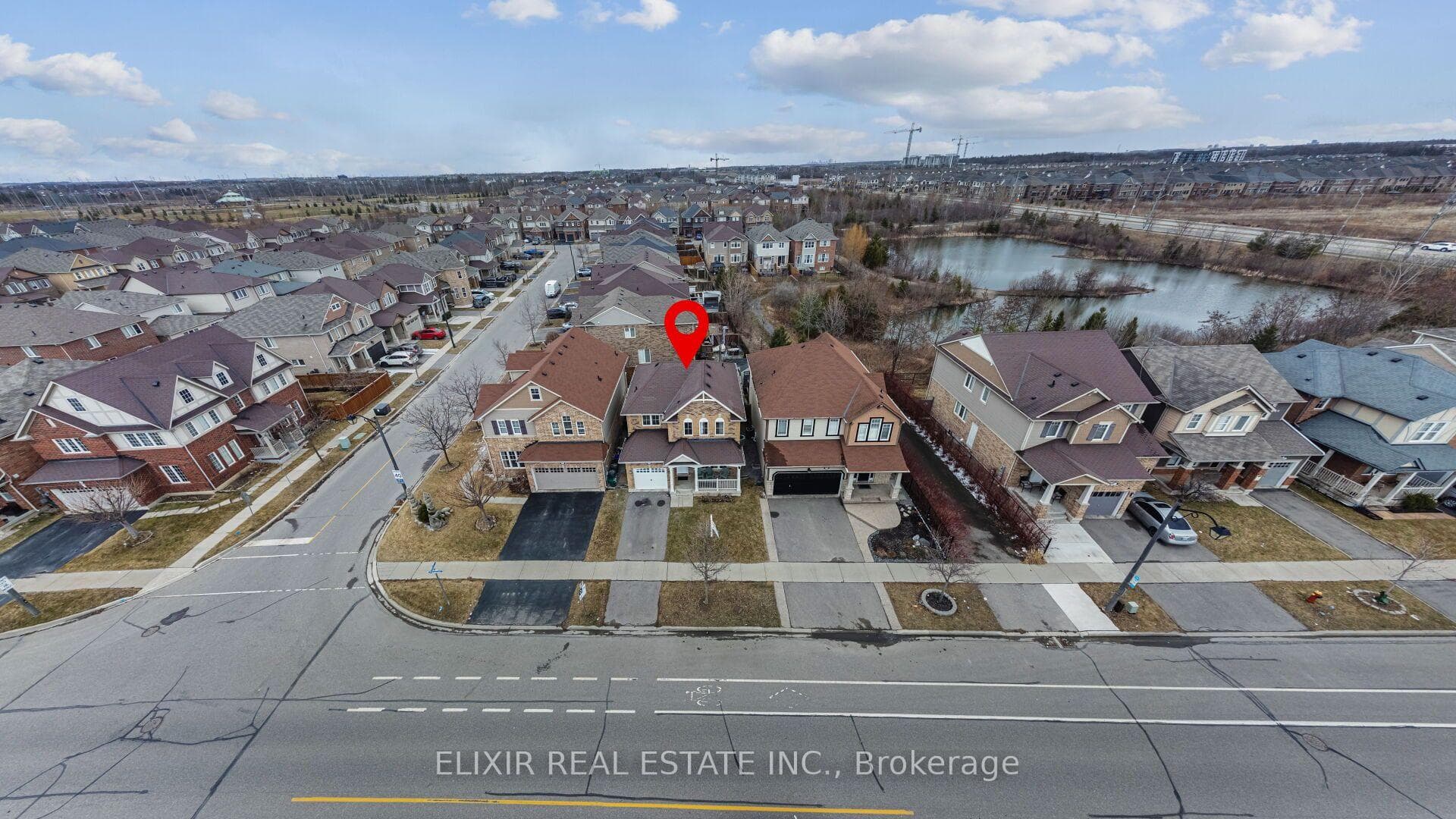 1029 Farmstead. Drive photo 33