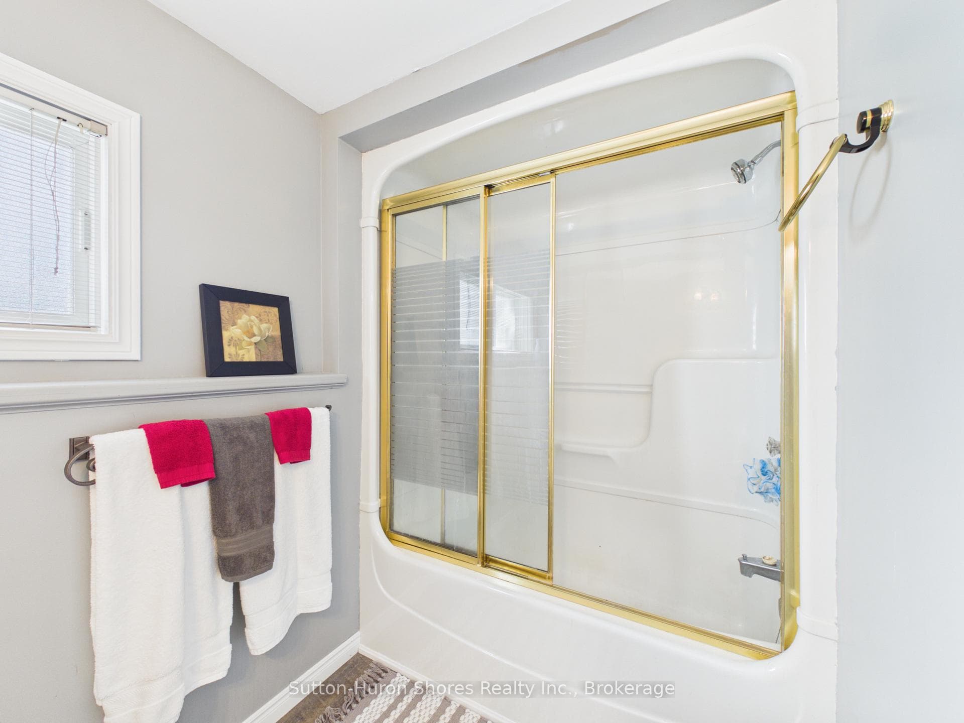 762 Bradford Street photo 33