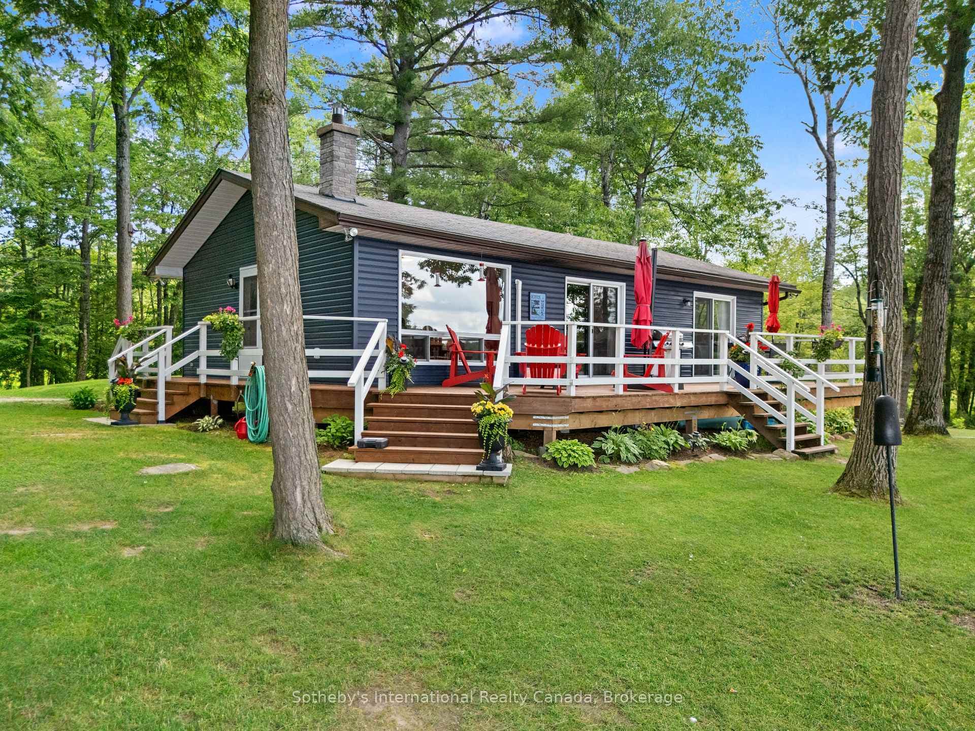 834 Eastshore Road photo 1