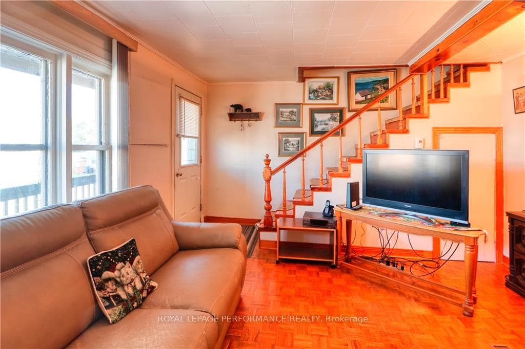 452 REGENT Street photo 5