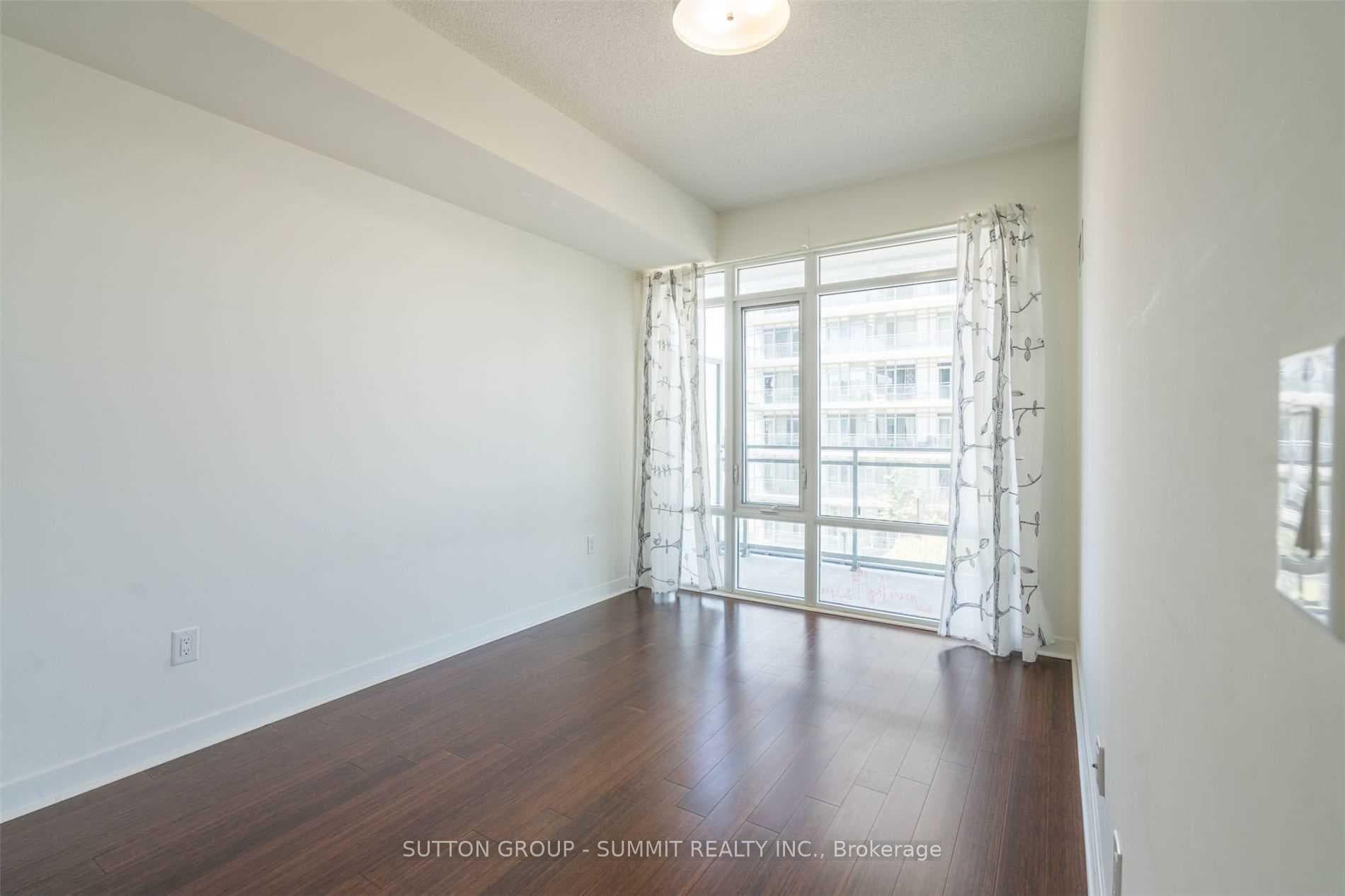 365 Prince Of Wales Drive Unit 1110 photo 8