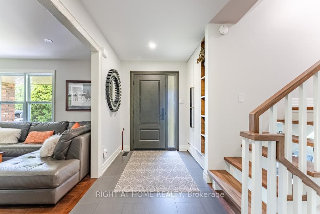16 Snowberry Court photo 4