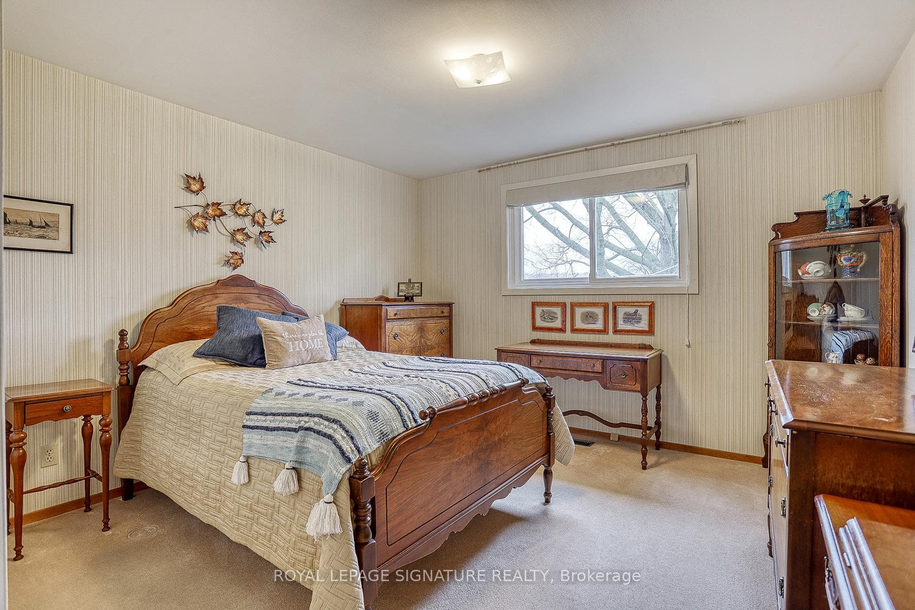 5th Bedroom overlooking back yard