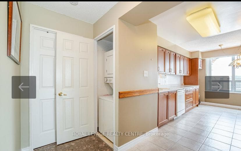156 Enfield Place Unit 2203 photo 22