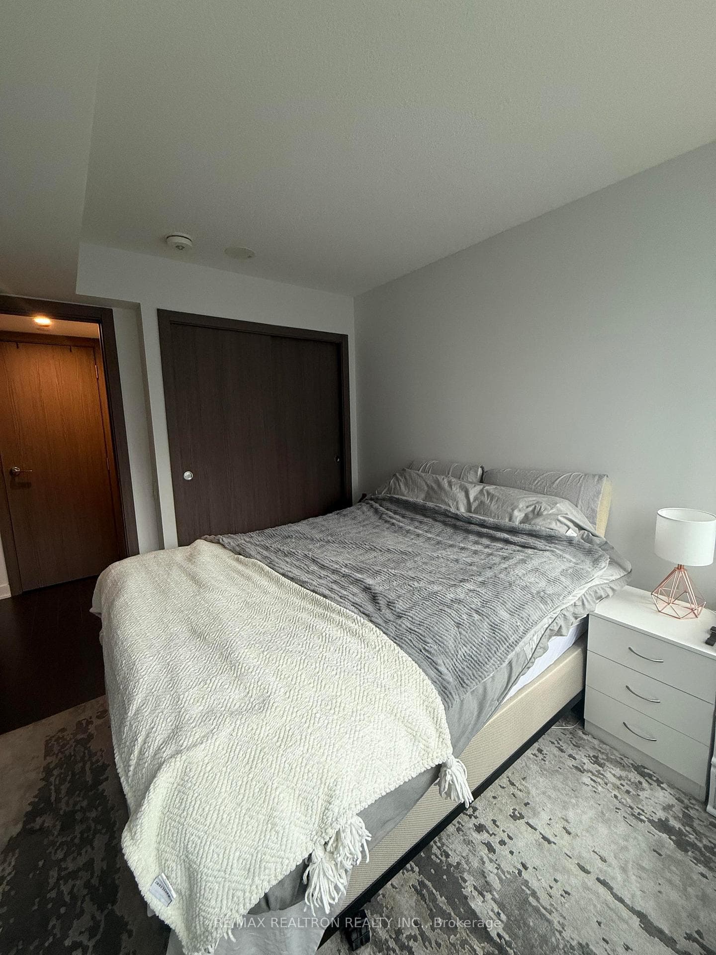 19 Bathurst Street Unit 1616 photo 10