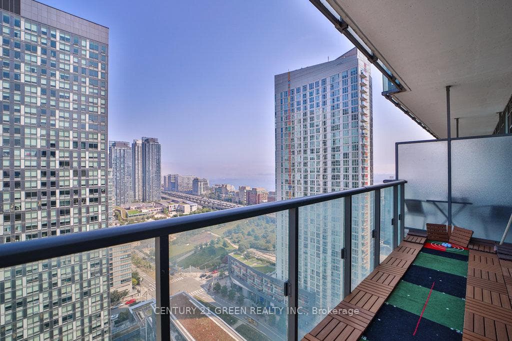 170 Fort York Boulevard Unit 2404 photo 16