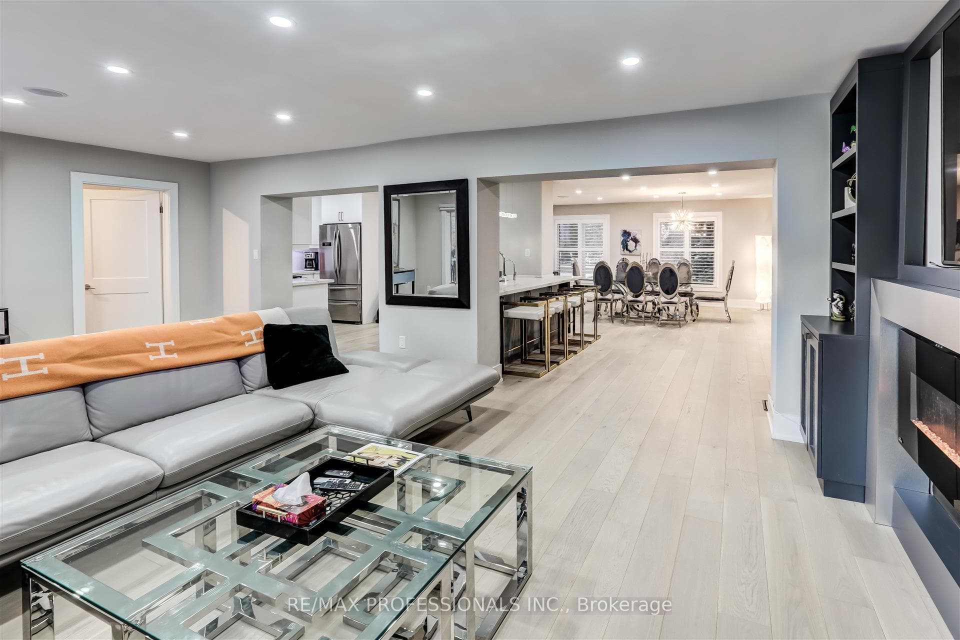 356 The Kingsway N/A photo 17