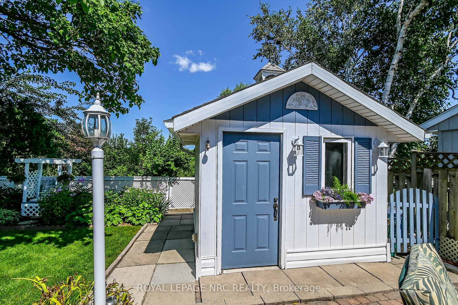31 Rollins Drive photo 7
